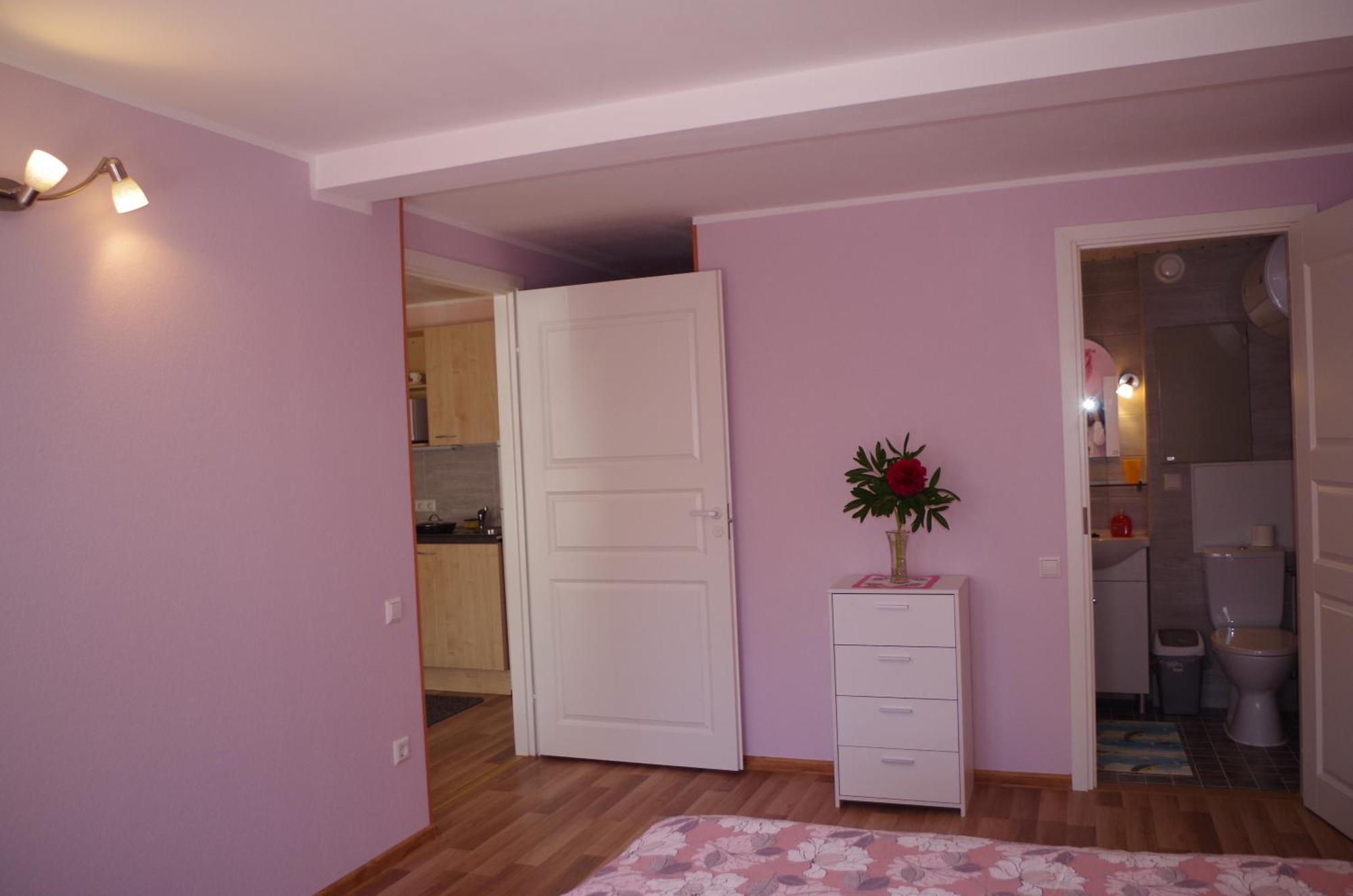 Villa Ene Pärnu Esterno foto