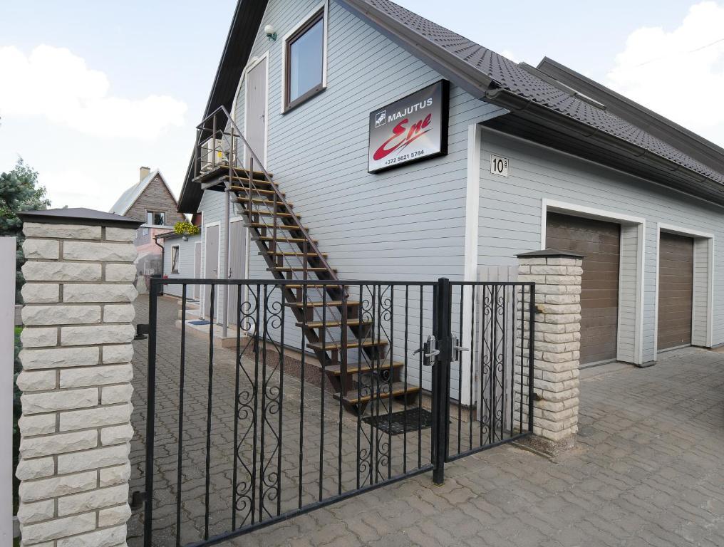 Villa Ene Pärnu Esterno foto
